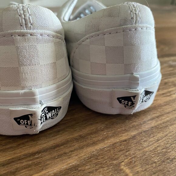 Vans White Checkered Lace-Up Sneakers Youth 1 - Picture 11 of 13